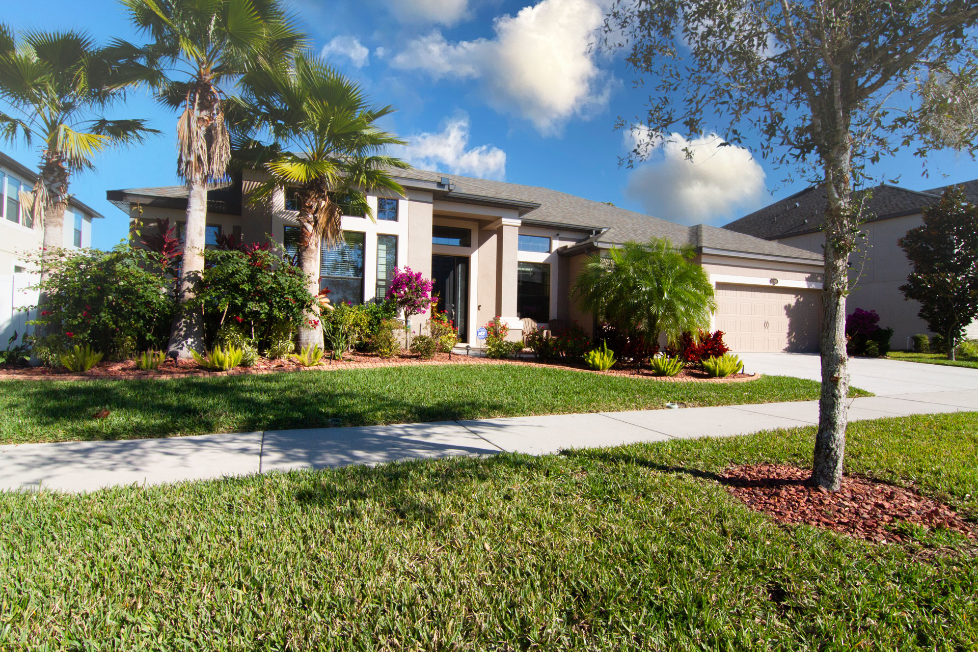 10 Tips for Picture-Perfect Real Estate Listings